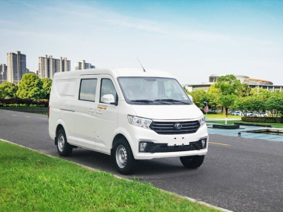 Xe tải Van 5 chỗ Thaco TF450V 5s Xe tải Van 5 chỗ Thaco TF450V 5s