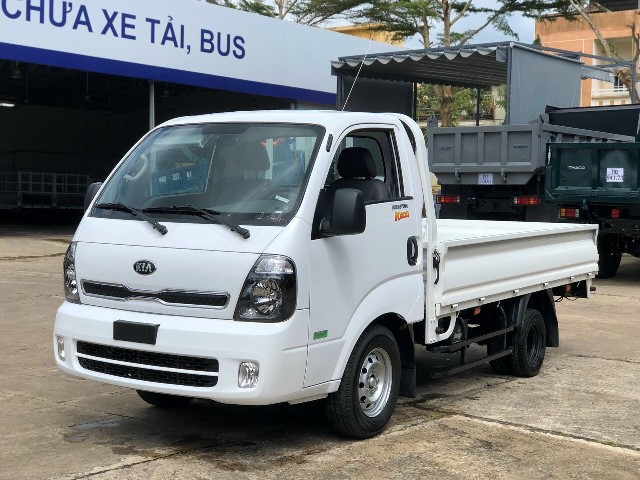 Xe tải kia k200 thùng lửng trắng
