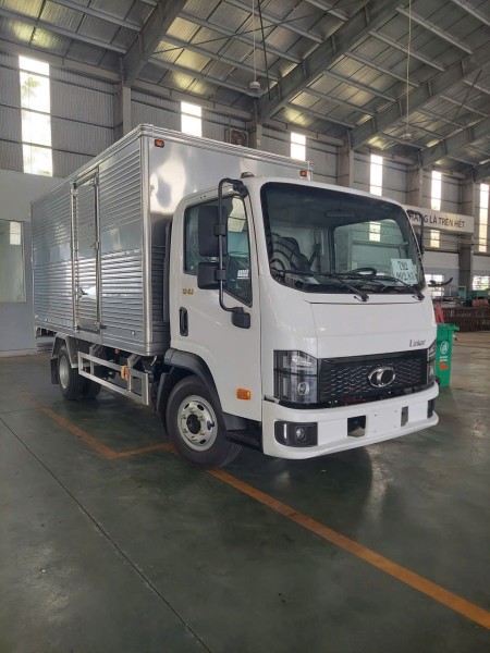 THACO LINKER T2-5.0-4.5 AMT | 1750KG | 4.450 x 1.950 x 1.900 (16,49m3) THACO LINKER T2-5.0-4.5 AMT | 1750KG | 4.450 x 1.950 x 1.900 (16,49m3)